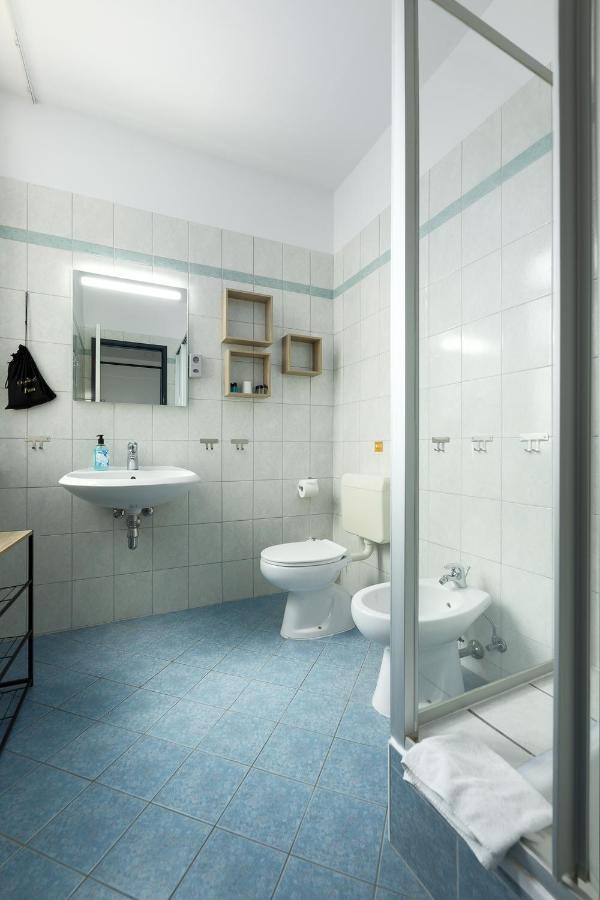 Guesthouse Lugano Apartments By Lr 외부 사진