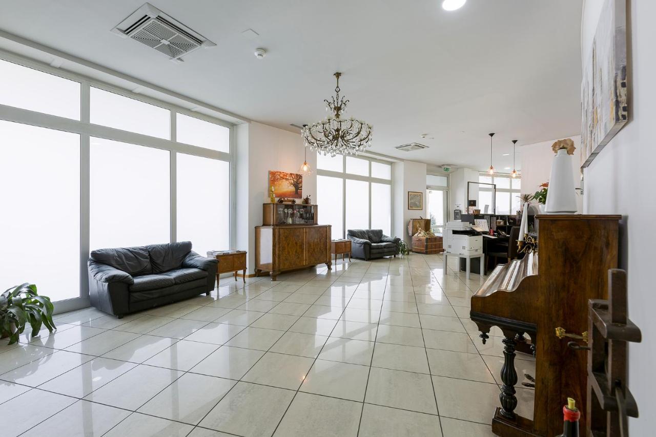 Guesthouse Lugano Apartments By Lr 외부 사진
